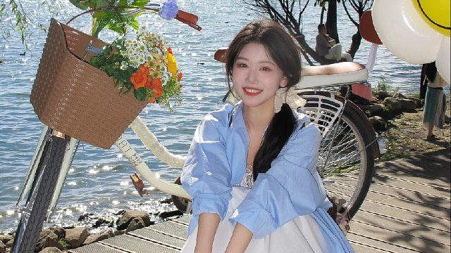 游历四方使人容光焕发，尤其偏爱那大理风光