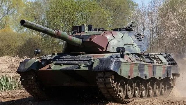 坦克世界  发现不对劲马上跑不犹豫