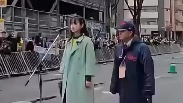 日本发令枪双保险，严谨程度可见一般，男女搭配干活不累