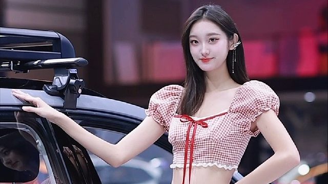 大长腿的甜妹真的很Nice