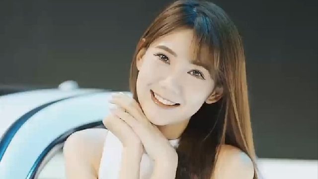 大脸猫车模在这里 阳阳