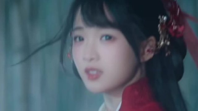 你像一场大雨 淋湿我的眼睛