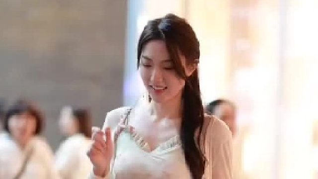 生活给你苦难其实是在铺垫浪漫