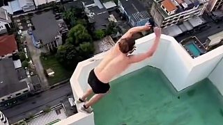 少年有夢(mèng)，不應(yīng)止于心動(dòng)