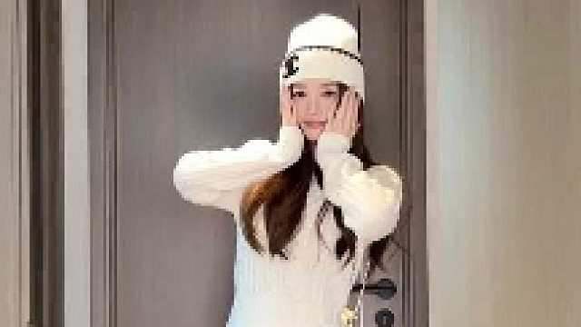 用天气预报打开换季穿搭