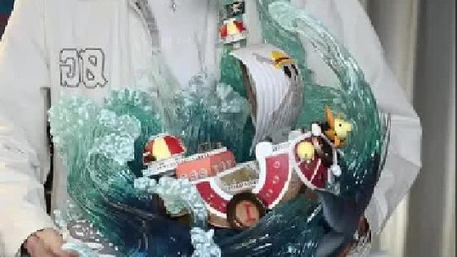 这半米高的雕像居然还带船？