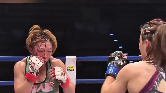 张伟丽展开白刃战