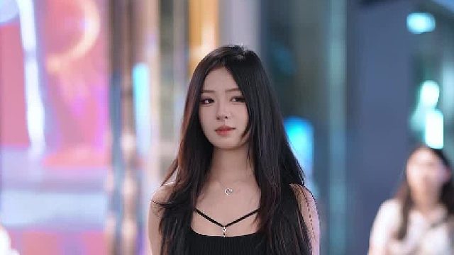 少女的无序由天真构成
