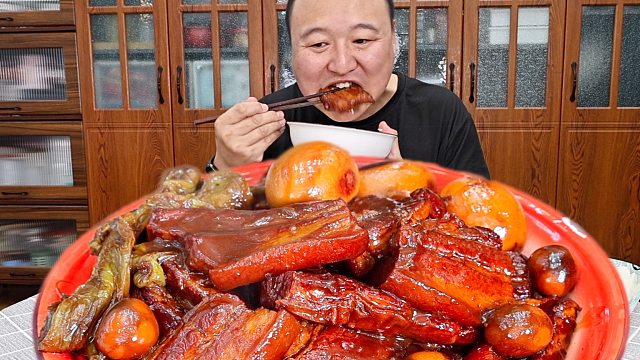 隔着屏幕流口水！济南把子肉的巅峰吃法,一口爆汁,太下饭啦！