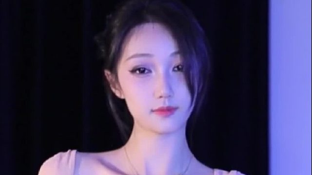 【柳清清】男朋友不见了 帮忙找一下吧~