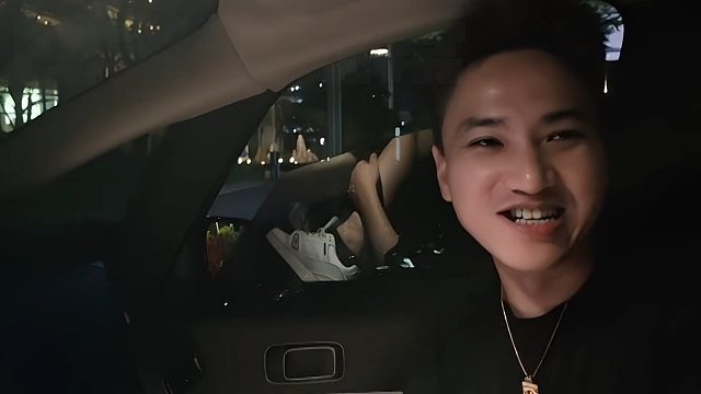 马哥提现不了找老板帮忙，小酷一通电话解决，结果马哥脸却绿了