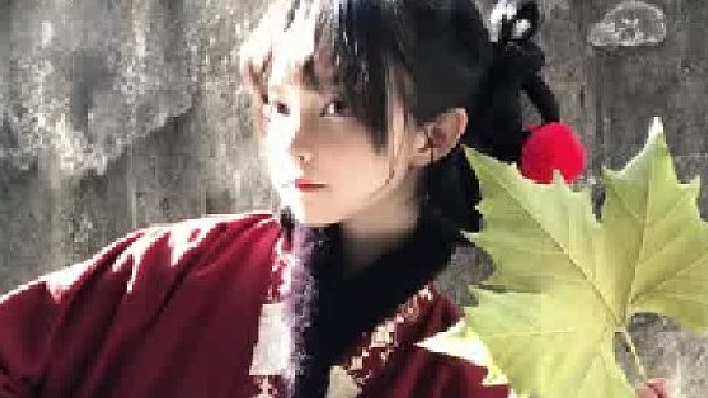 今朝枫叶来时早