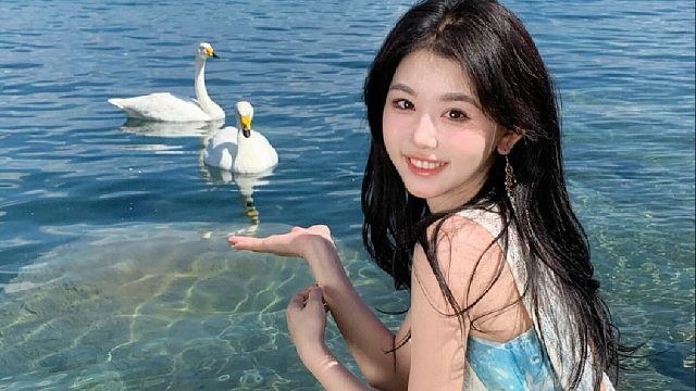 赛里木湖畔，我邂逅了绝美人生留影