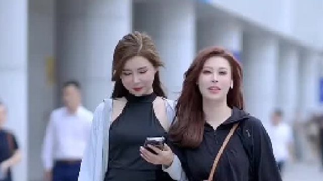 幸福的秘诀是，拥有苹果的时候只在乎苹果