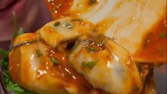 男大学生的晚餐