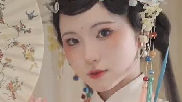 秋叶晚，枫叶飘飘