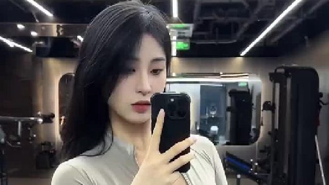 一年练一次的卧推