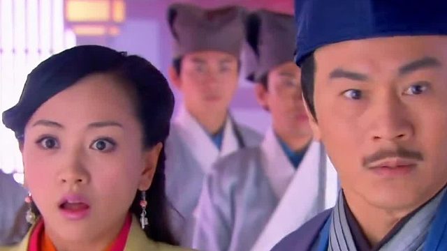 令狐冲被人打伤，东方不败为爱出手