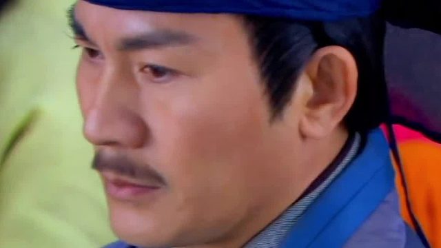 令狐冲成名之战，打败剑宗高手封不平