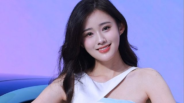 娟这个表情是看到什么？