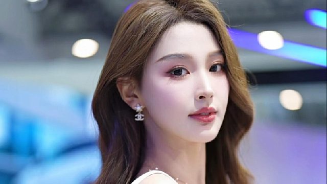 车模小姐姐要不要这么美！