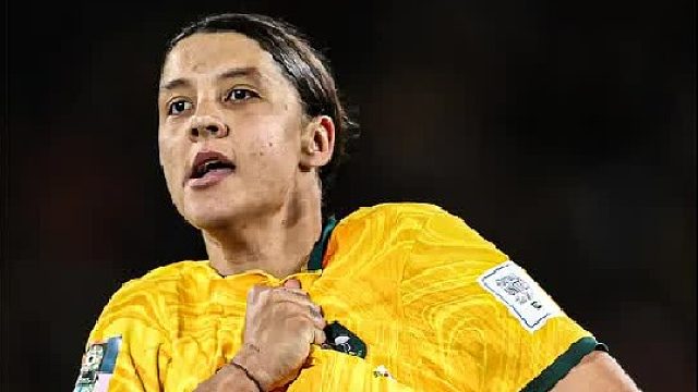 任凭女版德罗巴轰出无解世界波，也填不了澳大利亚女足后防的坑