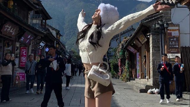 天知道，用凑热闹转个靓场又来这啦～