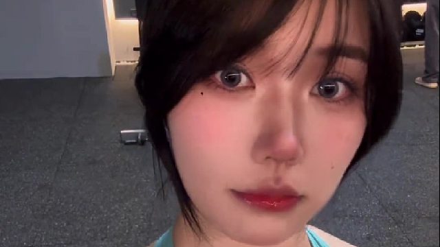 新手那不得先练个斜方肌嘛？