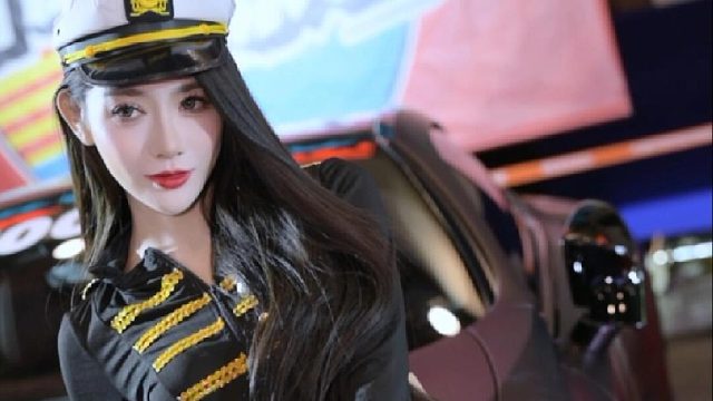 制服黑短，又御又飒