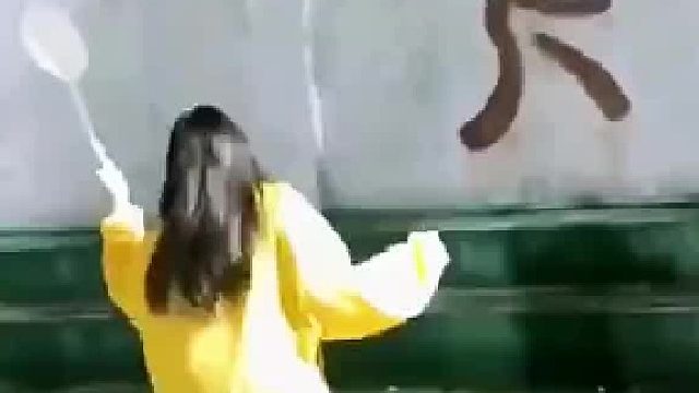 对面钓鱼的你：捡了一晚上球