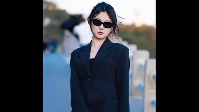 快~拿手机传过去！搭讪到超酷有范儿的小姐姐