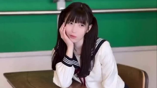 我的目标是一直卖萌假装自己很可爱，直到有人真的觉得我很可爱