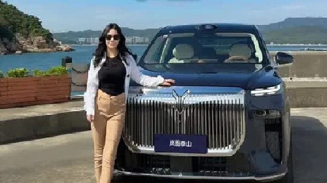 华系又添一员猛将，旗舰该有的样子？！