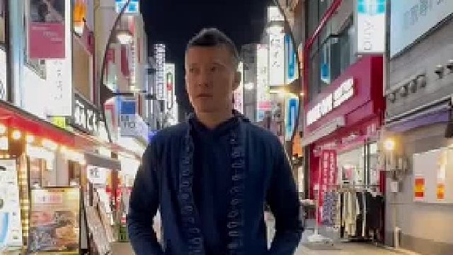 脱的时候只需要一拉，那一瞬间非常有气势