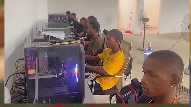 原来三角洲跑刀价格崩盘不是没有原因的