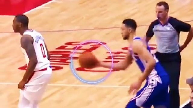 郭艾伦展现智慧，边线球战术显高下