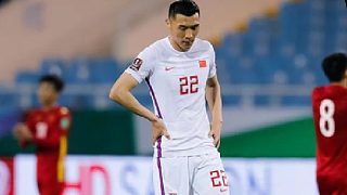 釜底抽薪雖然我們沒(méi)權(quán)利解散足協(xié)但有能力抵制贊助商啊