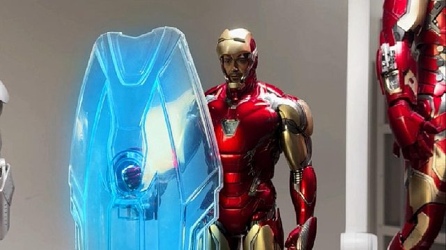 钢铁侠mk85拿光盾场景