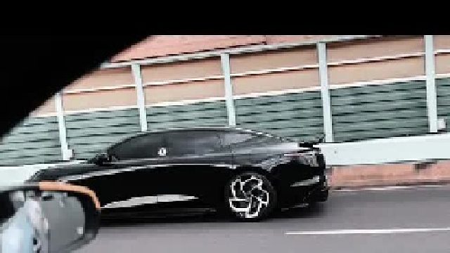 领克z10国产最帅「黑武士」，这行驶姿态帅炸！！