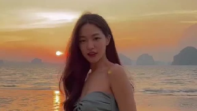 幸福像雨打不满每片叶子