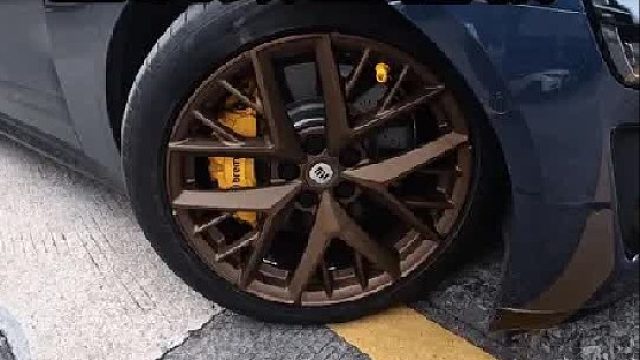 刀锋轮毂还不好看？第一视角体验小米su7max同尺寸升级