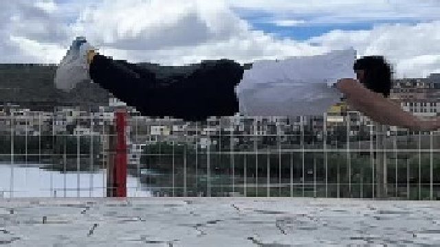 挑战一个星期练出八块腹肌