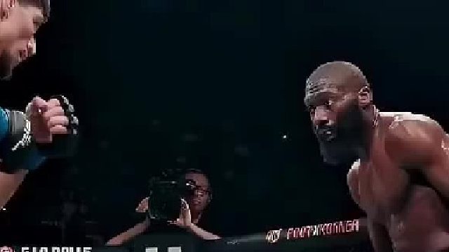 这家伙的脚怎么了？