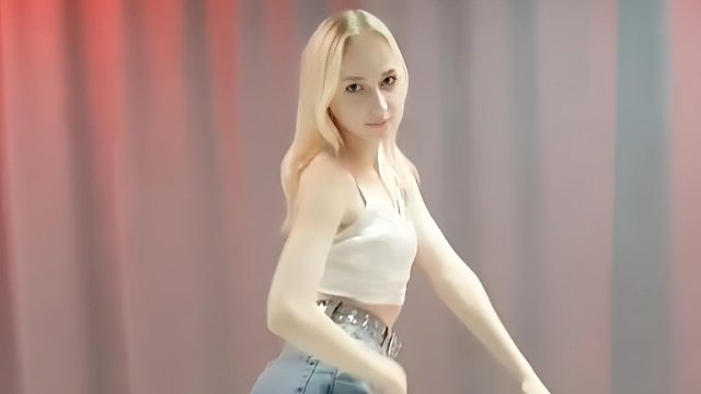 俄罗斯姑娘才艺表演24.03.07_秀儿(拉达)00