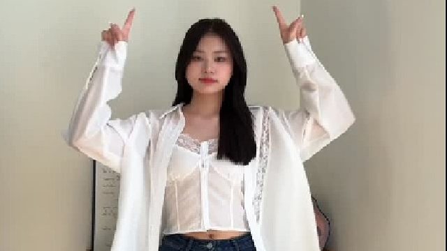 同一套衣服，不同穿法。风格不设限，穿出属于你的样子