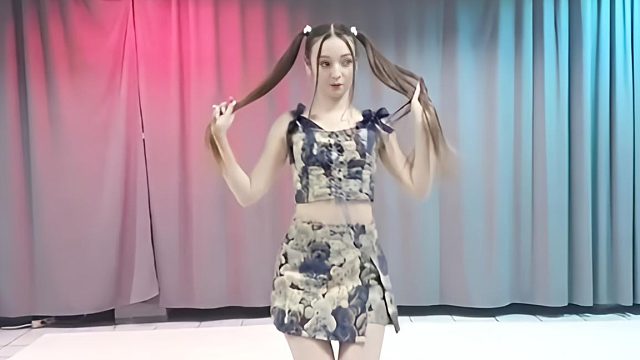 俄罗斯姑娘才艺表演24.03.08_空军(阿妮亚)00