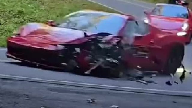 法拉利的操控好