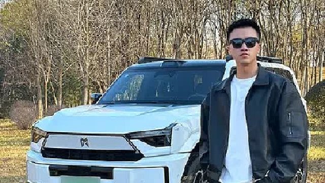 硬派越野车 华为全家桶？开完这车瞬间不想上班了！