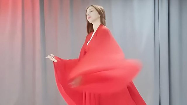 俄罗斯姑娘才艺表演24.03.10_静儿(拉达)07