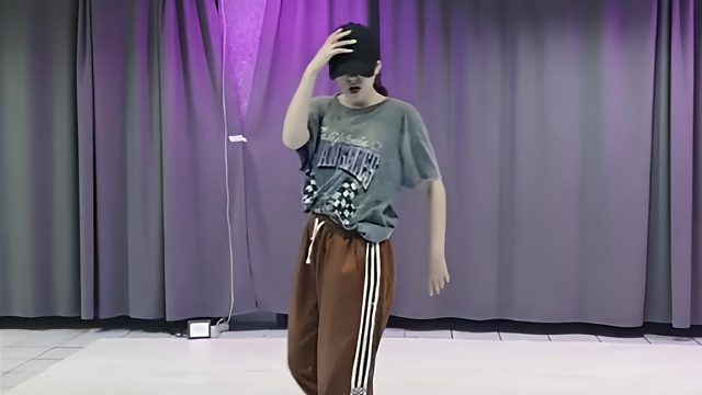 俄罗斯姑娘才艺表演24.03.10_小逗比(安娜)